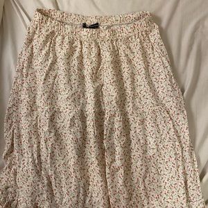 Beautiful brandy Melville skirt